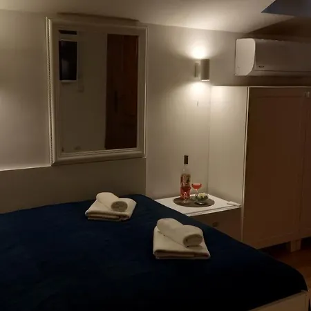 Tarnovo Old Town 3* Велико-Тырново